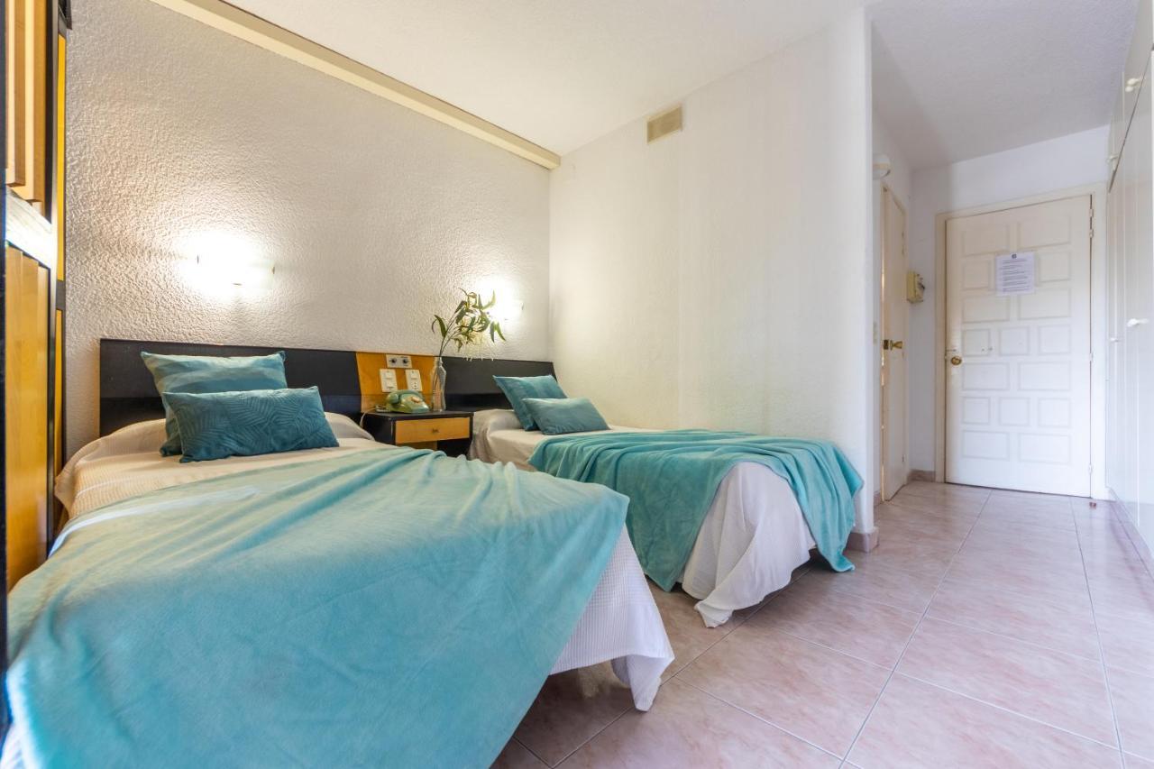 Apartamentos Alboran-Arysal Salou Buitenkant foto