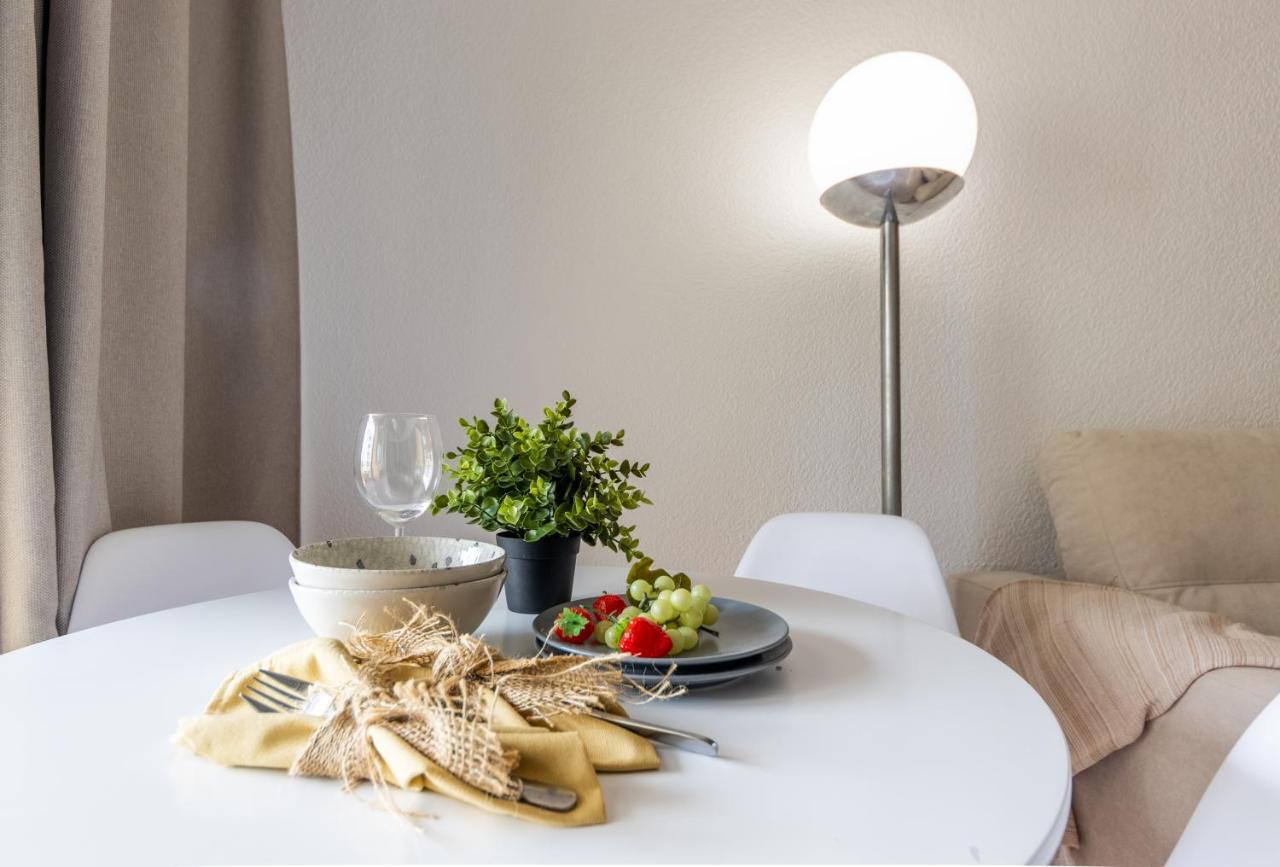 Apartamentos Alboran-Arysal Salou Buitenkant foto