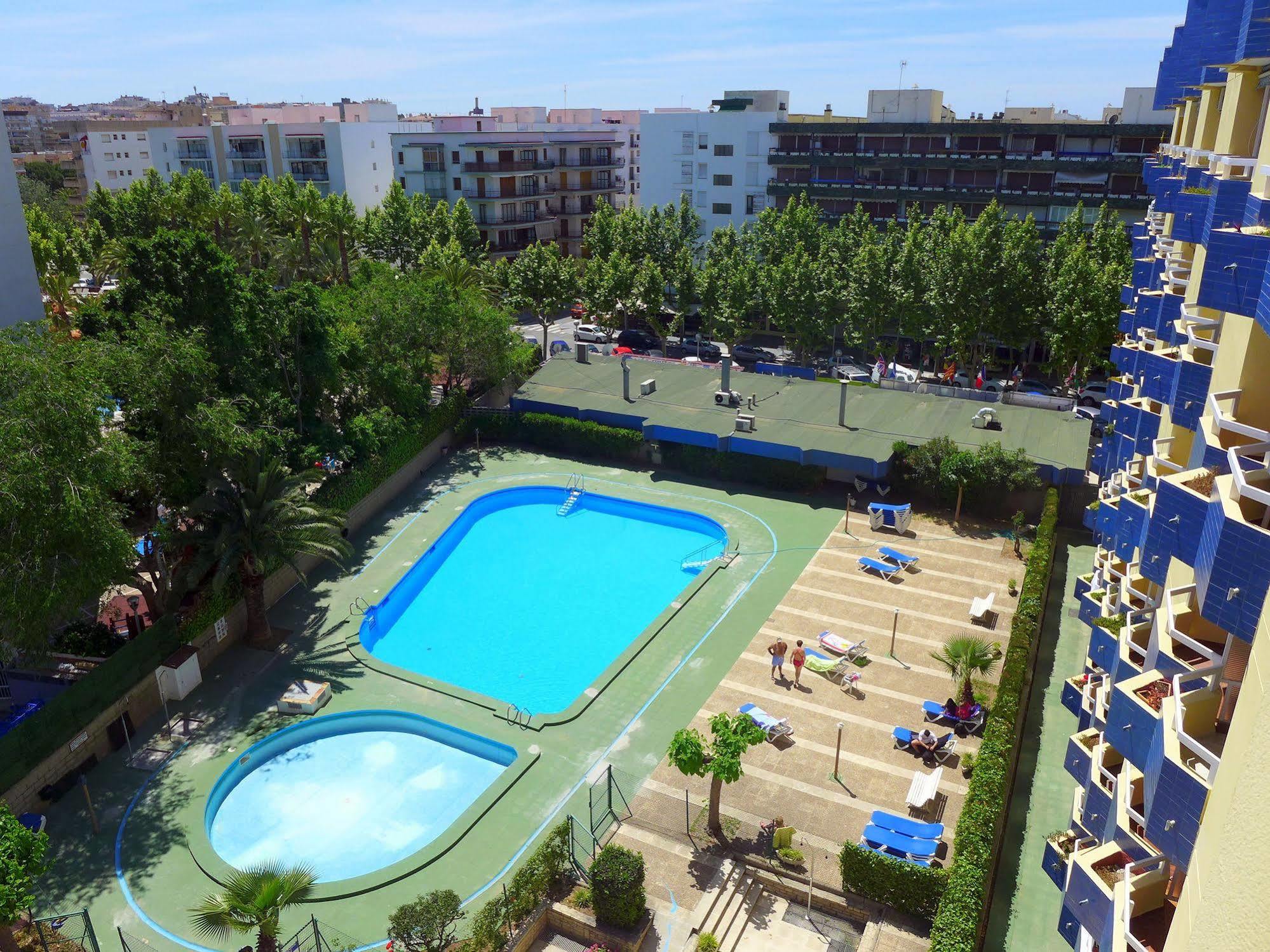 Apartamentos Alboran-Arysal Salou Buitenkant foto